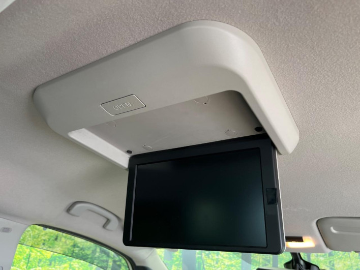 2019 Nissan Serena DAA-GFC27 (UW-69ef5817918ba)[17]