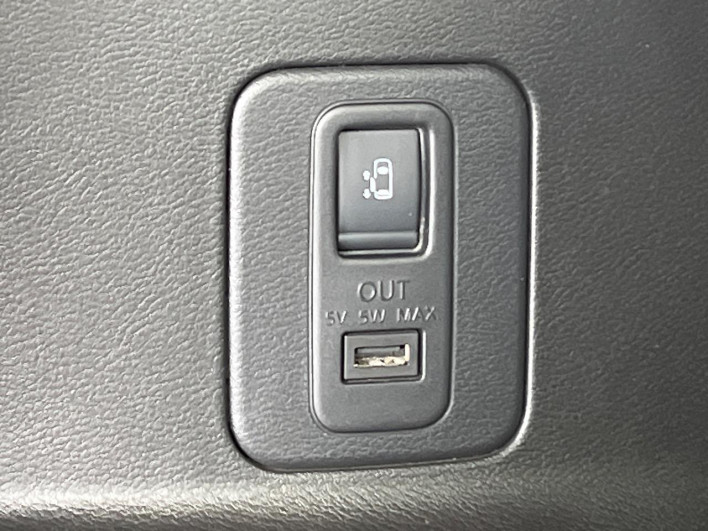 2019 Nissan Serena DAA-GFC27 (UW-69ef5817918ba)[4]