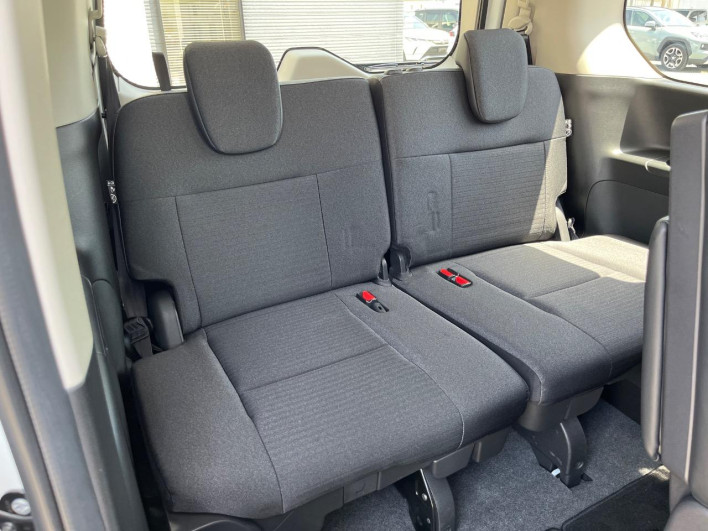 2023 Nissan Serena 6AA-GFC28 (UW-69ef581a7890d)[20]