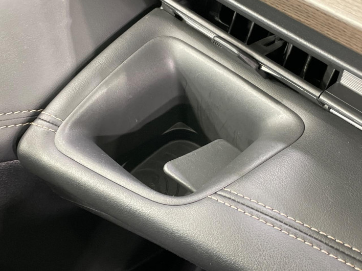 2024 Nissan Serena 6AA-GFC28 (UW-69ef581c5fc1e)[28]