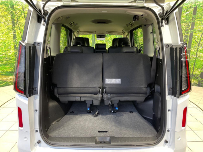 2024 Nissan Serena 6AA-GFC28 (UW-69ef581c5fc1e)[16]