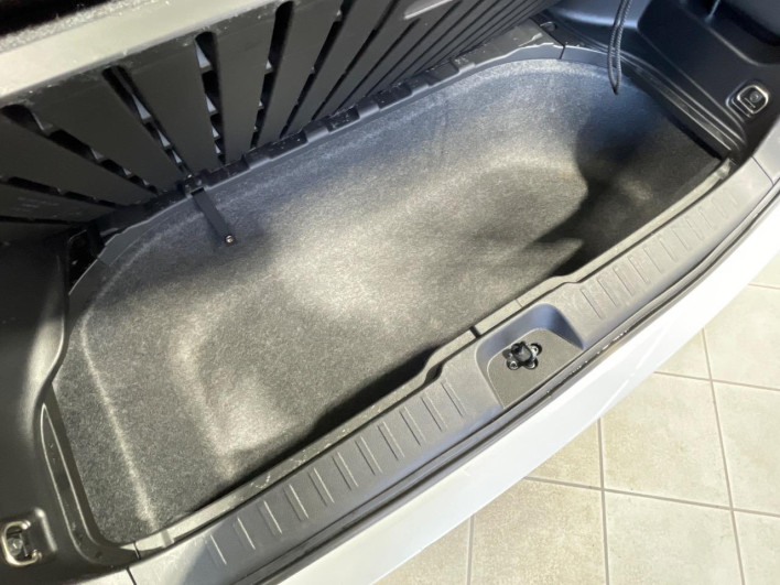 2024 Nissan Serena 6AA-GFC28 (UW-69ef581c5fc1e)[18]