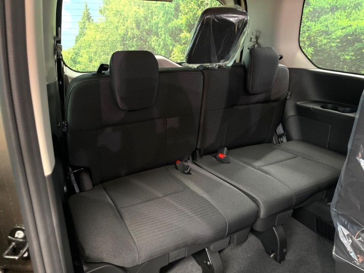 2025 Nissan Serena 6AA-GFC28 (UW-69ef581d1dfdd)[9]