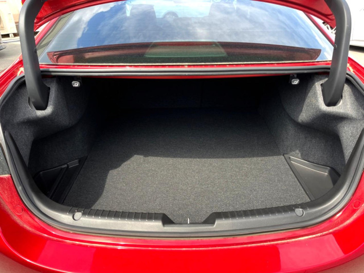 2018 Mazda Atenza Sedan 6BA-GJ5FP (UW-69ef581d81bb9)[21]