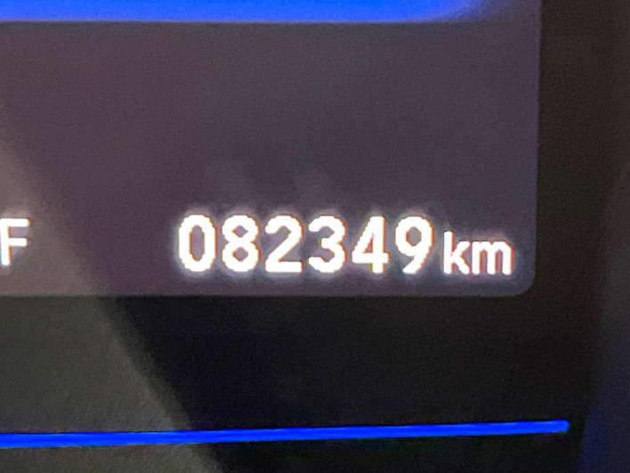 2013 Honda Fit Hybrid DAA-GP5 (UW-69ef581f238ff)[2]