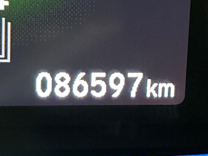 2016 Honda Fit Hybrid DAA-GP5 (UW-69ef581fbb524)[2]