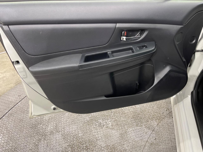 2014 Subaru Impreza Sport DBA-GP7 (UW-69ef5820a9cd9)[26]