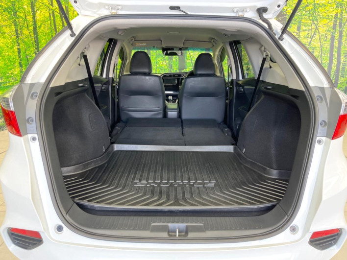 2015 Honda SHUTTLE DAA-GP7 (UW-69ef58215dd0a)[21]