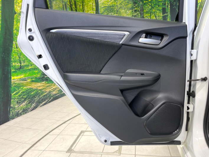 2015 Honda SHUTTLE DAA-GP7 (UW-69ef58215dd0a)[9]