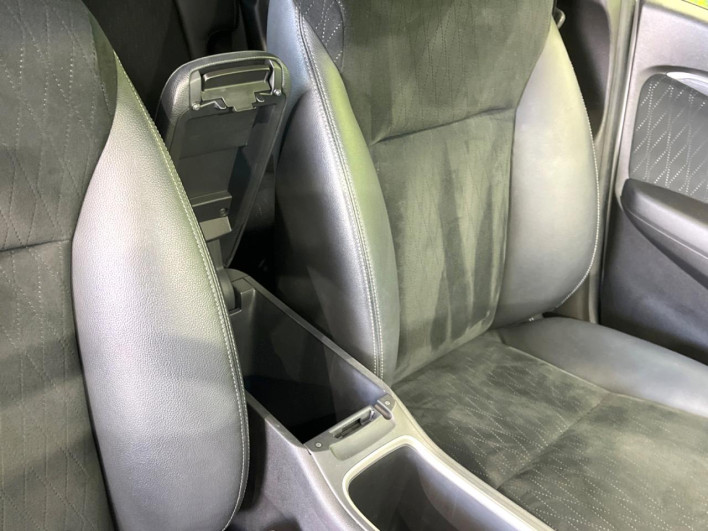 2015 Honda SHUTTLE DAA-GP7 (UW-69ef58215dd0a)[28]