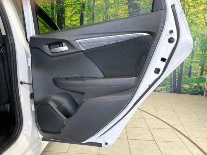 2015 Honda SHUTTLE DAA-GP7 (UW-69ef58215dd0a)[8]