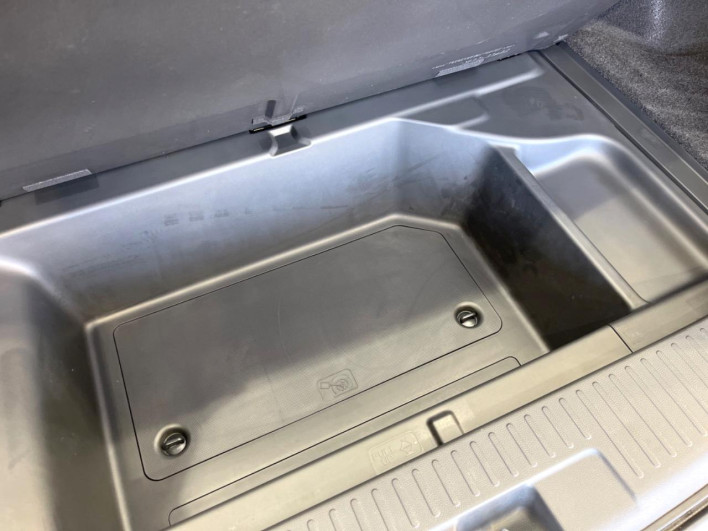 2015 Honda SHUTTLE DAA-GP7 (UW-69ef58215dd0a)[19]