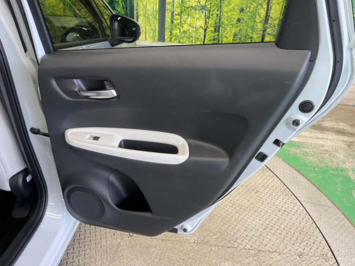 2020 Honda Fit 6AA-GR3 (UW-69ef58220f07c)[18]