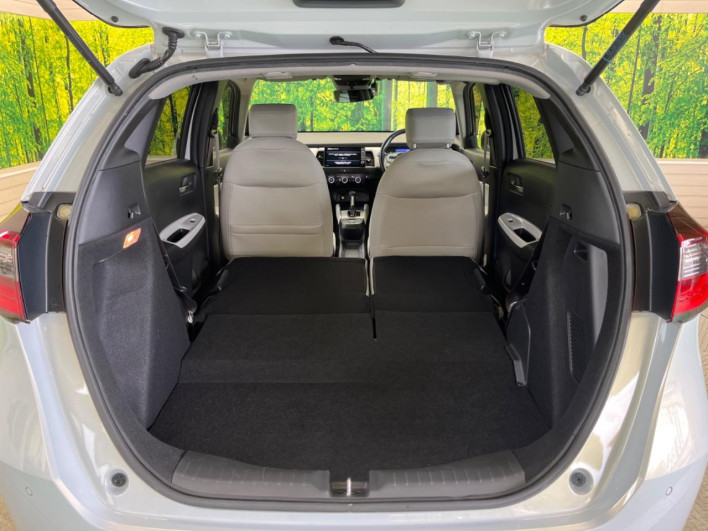 2020 Honda Fit 6AA-GR3 (UW-69ef58220f07c)[13]