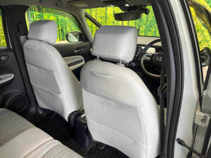 2020 Honda Fit 6AA-GR3 (UW-69ef58220f07c)[17]