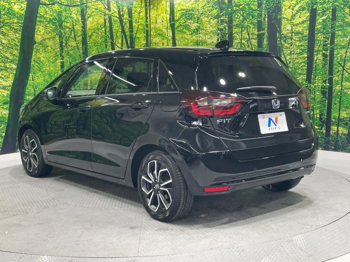 2020 Honda Fit 6AA-GR3 (UW-69ef58222443e)[20]