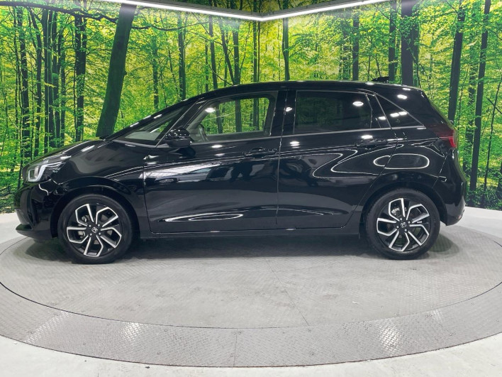 2020 Honda Fit 6AA-GR3 (UW-69ef58222443e)[21]