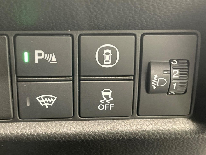 2020 Honda Fit 6AA-GR3 (UW-69ef58222443e)[23]