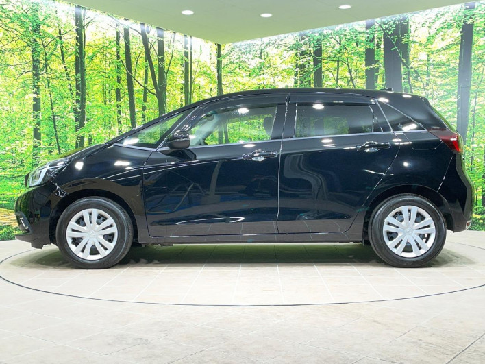 2022 Honda Fit 6AA-GR3 (UW-69ef582290eb4)[19]