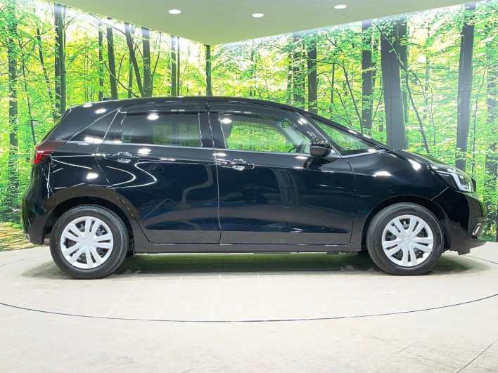 2022 Honda Fit 6AA-GR3 (UW-69ef582290eb4)[15]