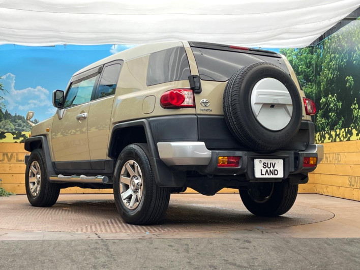 2017 Toyota FJ CRUISER CBA-GSJ15W (UW-69ef5824dc566)[18]