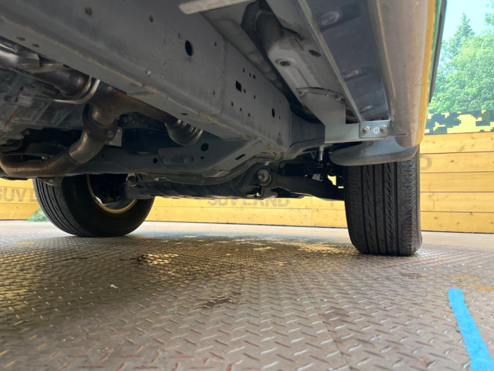 2017 Toyota FJ CRUISER CBA-GSJ15W (UW-69ef5824dc566)[22]