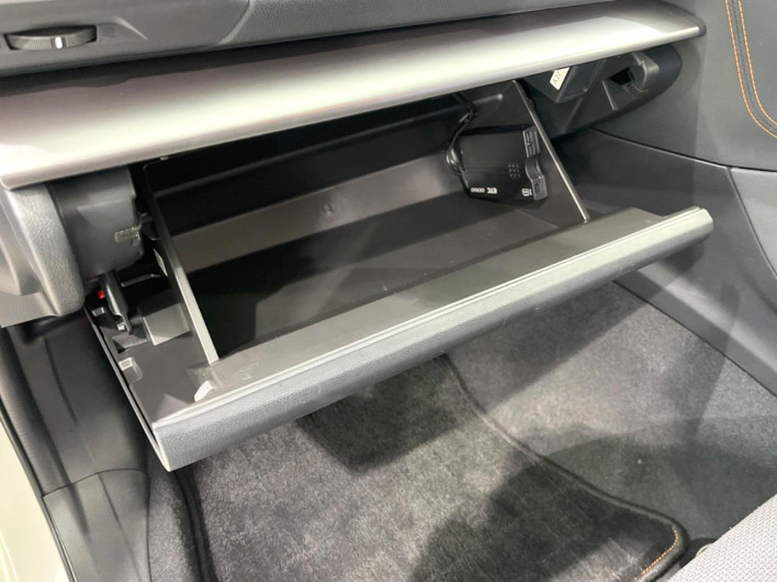 2020 Subaru XV 5AA-GTE (UW-69ef5826dcf2b)[4]