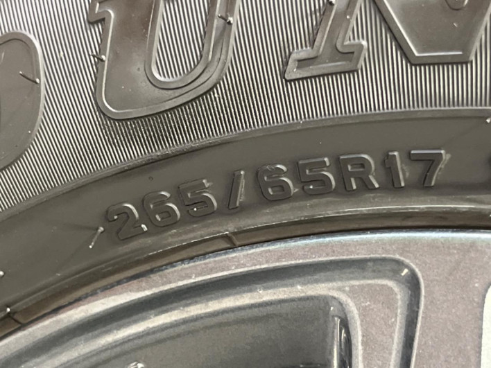 2022 Toyota Hilux 3DF-GUN125 (UW-69ef582a1c596)[14]