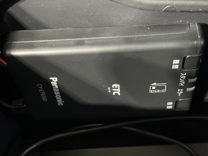 2022 Toyota Hilux 3DF-GUN125 (UW-69ef582a1c596)[25]