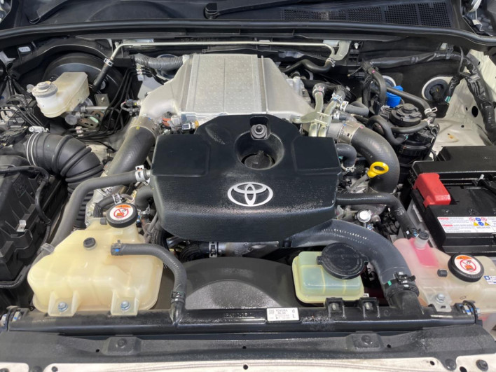 2022 Toyota Hilux 3DF-GUN125 (UW-69ef582a1c596)[4]