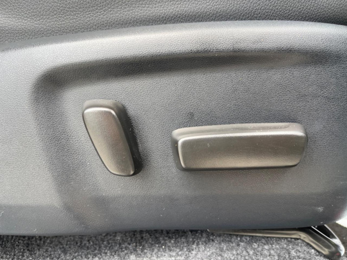 2023 Toyota Hilux 3DF-GUN125 (UW-69ef582a78874)[19]