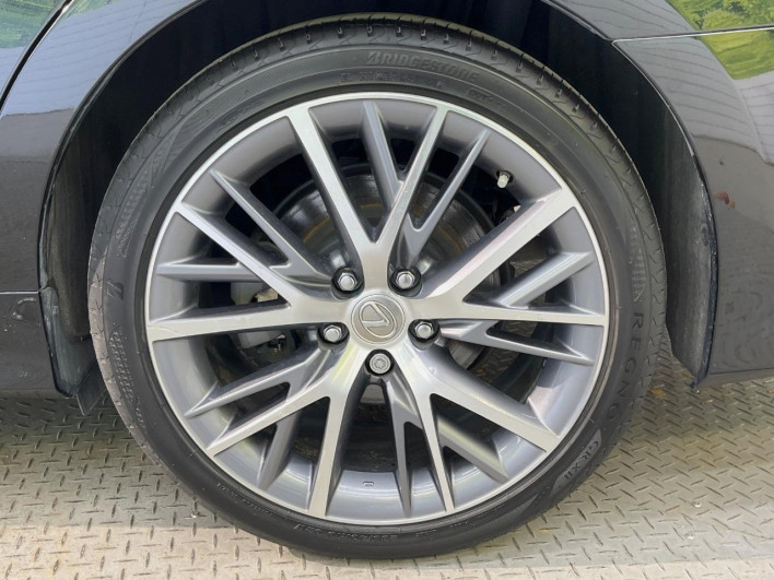 2017 Lexus GS DAA-GWL10 (UW-69ef582acb7e6)[17]