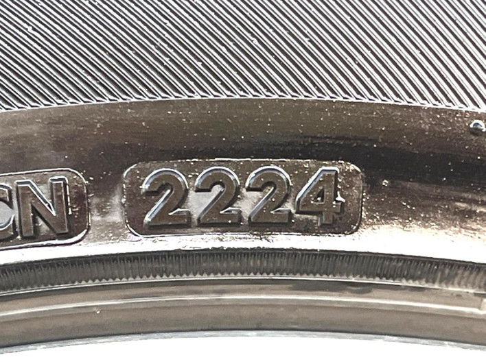 2017 Toyota Crown Majesta DAA-GWS214 (UW-69ef582b86a03)[16]