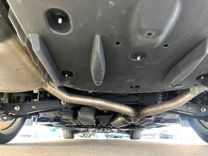 2017 Toyota Crown Majesta DAA-GWS214 (UW-69ef582b86a03)[23]