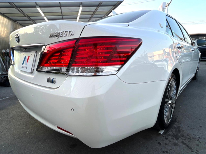 2017 Toyota Crown Majesta DAA-GWS214 (UW-69ef582b86a03)[25]