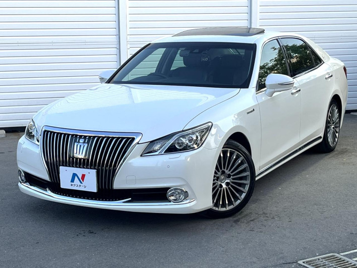 2017 Toyota Crown Majesta DAA-GWS214 (UW-69ef582b86a03)[0]