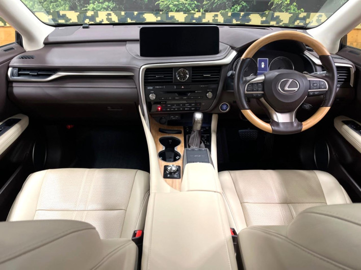 2020 Lexus RX DAA-GYL25W (UW-69ef582cea447)[24]
