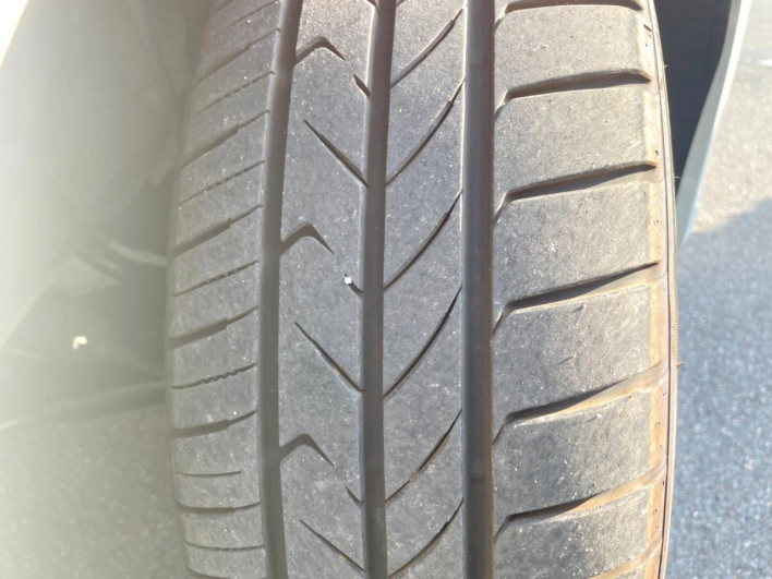 2014 Nissan Serena DAA-HC26 (UW-69ef582e6e4cf)[17]