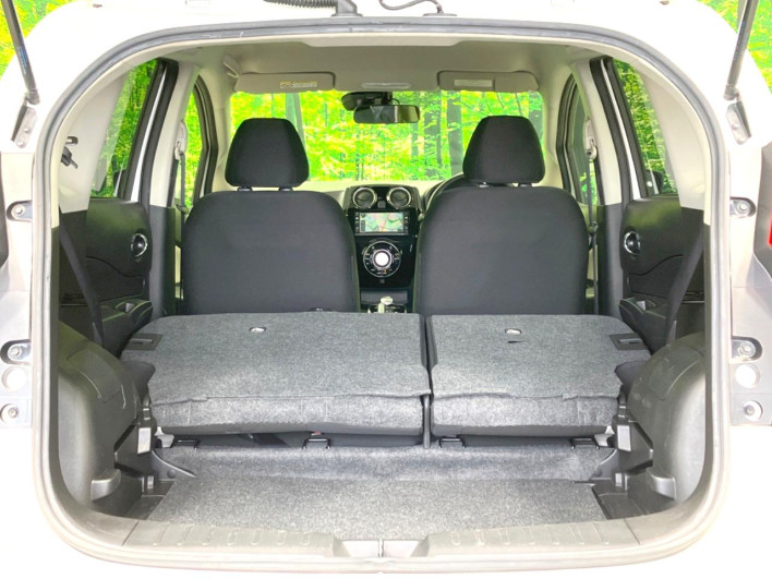 2017 Nissan Note DAA-HE12 (UW-69ef583043ae2)[9]