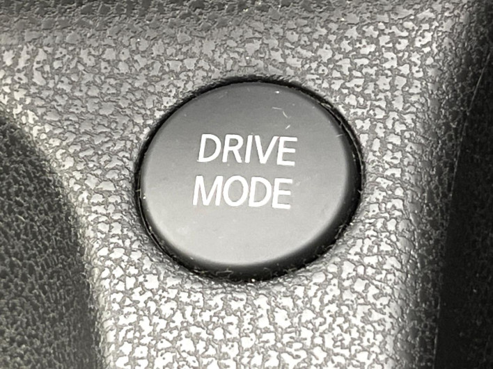 2017 Nissan Note DAA-HE12 (UW-69ef583048806)[26]