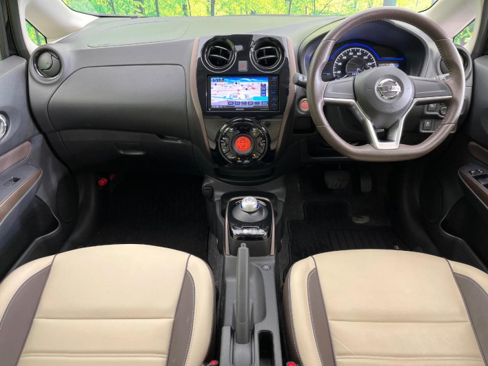 2017 Nissan Note DAA-HE12 (UW-69ef583048806)[27]