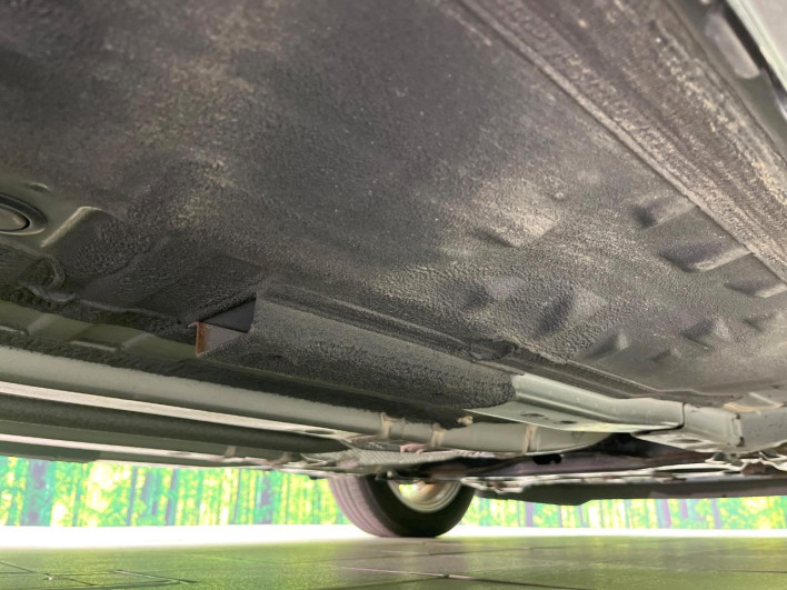 2017 Nissan Note DAA-HE12 (UW-69ef583048806)[16]