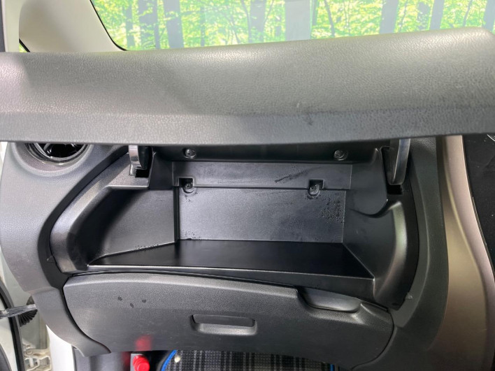 2017 Nissan Note DAA-HE12 (UW-69ef583055fa4)[19]