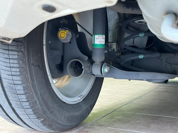 2017 Nissan Note DAA-HE12 (UW-69ef583055fa4)[8]