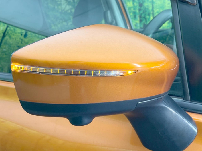 2017 Nissan Note DAA-HE12 (UW-69ef58327fb8d)[8]