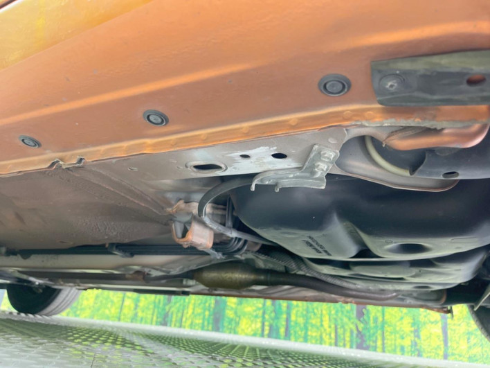 2017 Nissan Note DAA-HE12 (UW-69ef58327fb8d)[29]