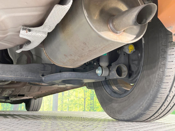 2017 Nissan Note DAA-HE12 (UW-69ef58327fb8d)[27]