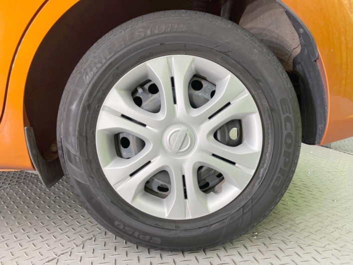 2017 Nissan Note DAA-HE12 (UW-69ef58327fb8d)[13]