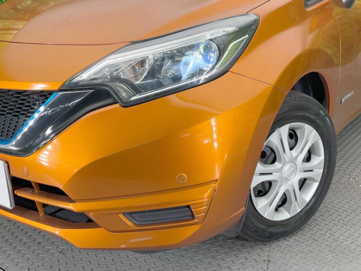 2017 Nissan Note DAA-HE12 (UW-69ef58327fb8d)[9]