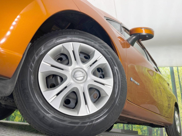 2017 Nissan Note DAA-HE12 (UW-69ef58327fb8d)[11]